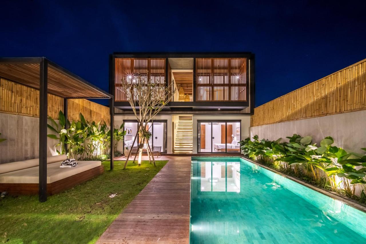 New 4 Bedroom 5 Min Walk To Berawa Beach Enclosed Livng Canggu Exterior foto